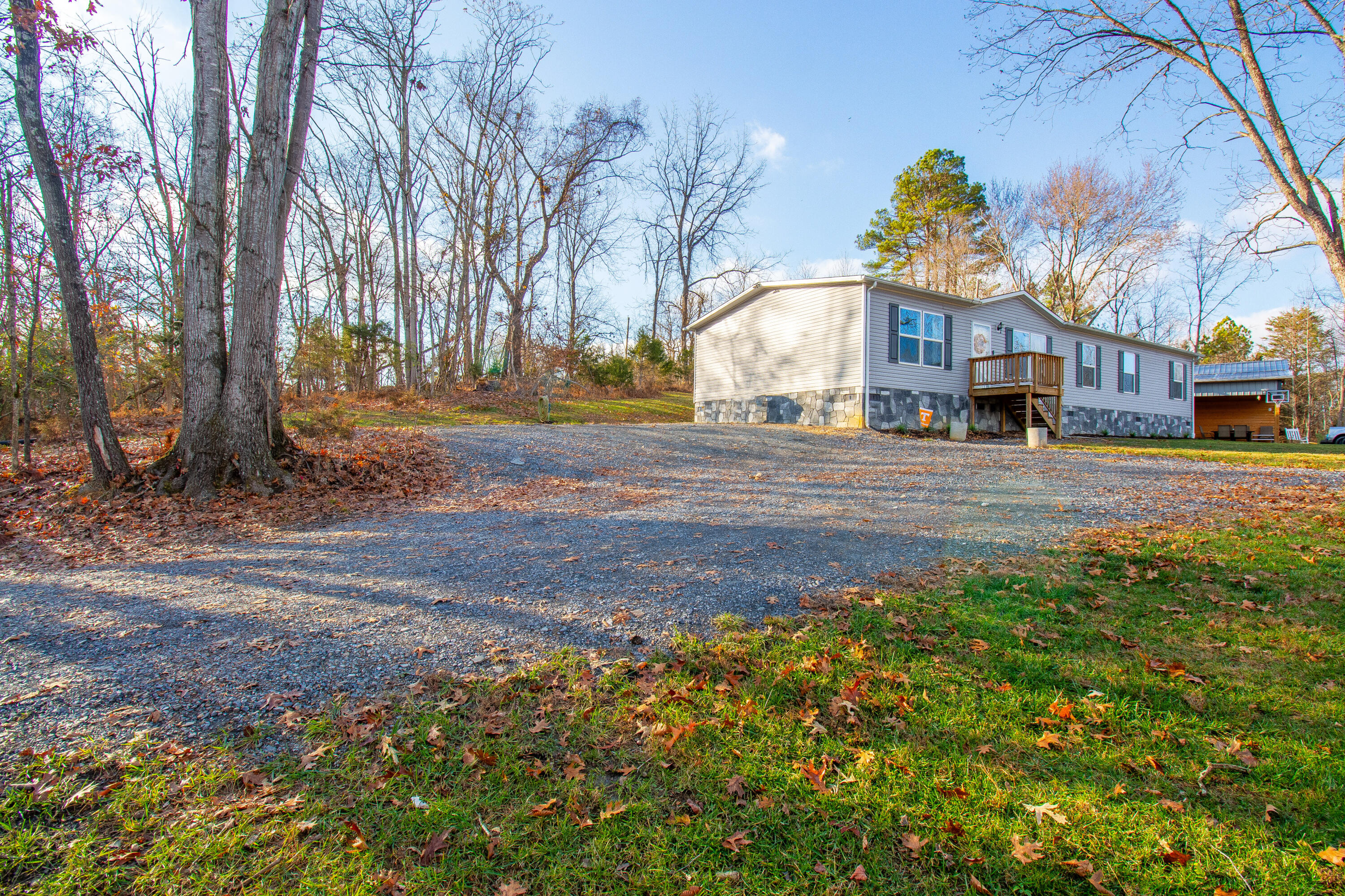 341 Haw Ridge Road Piney Flats, TN 37686 - Photo 28 of 71 Gravel drive