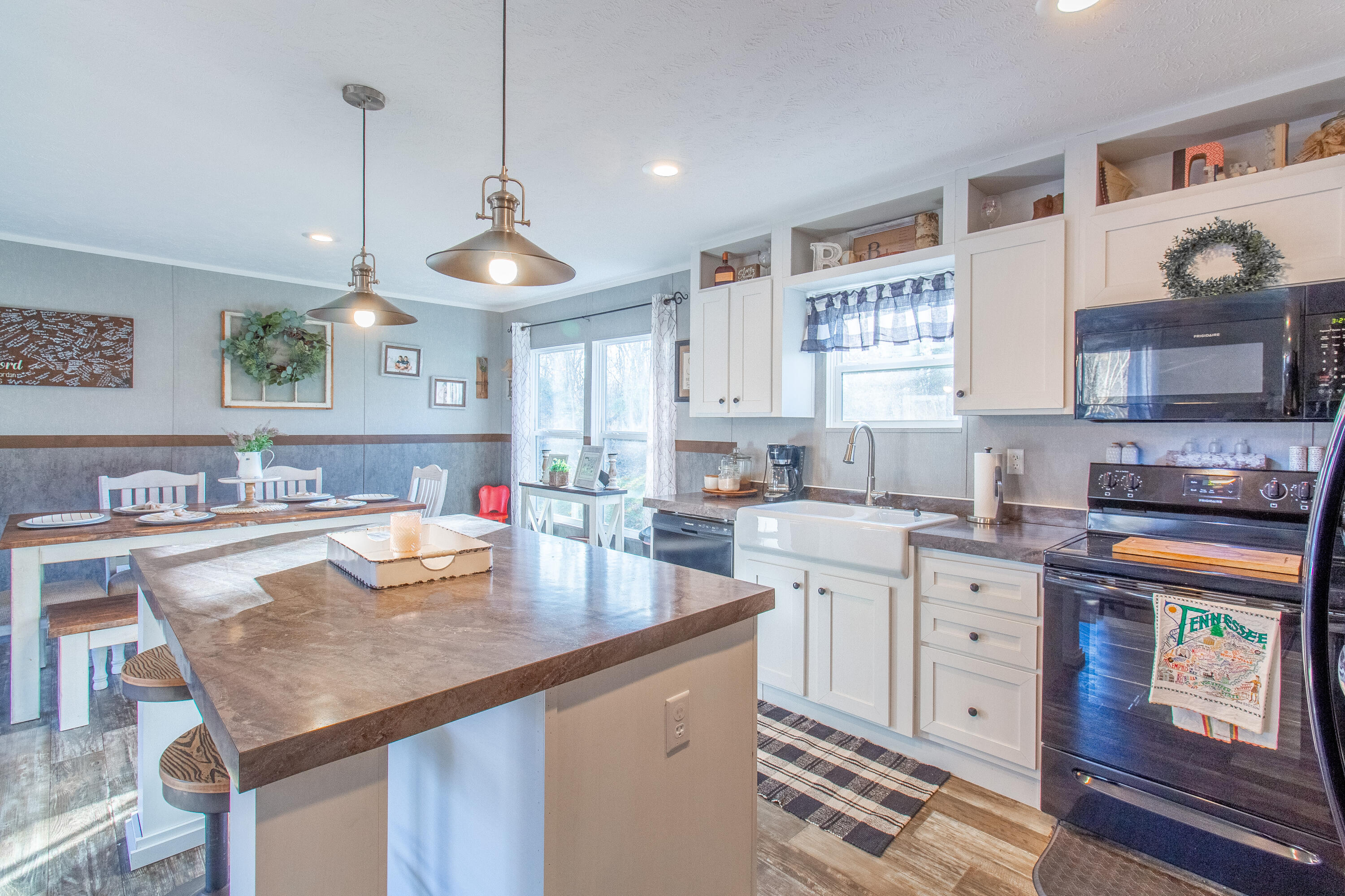 341 Haw Ridge Road Piney Flats, TN 37686 - Photo 33 of 71 Kitchen