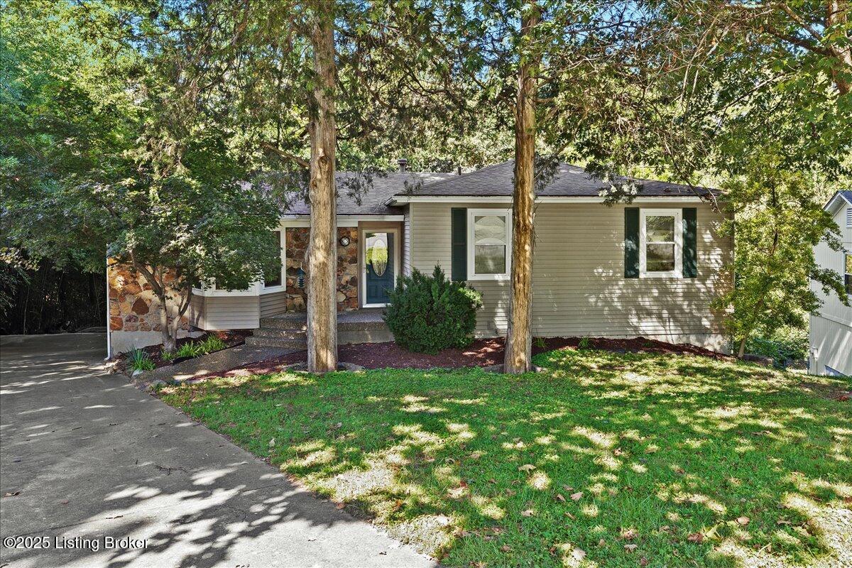 2010 Millgate Road Louisville, KY 40223 - Photo 1 of 39 01-2010 Millgate Rd-1