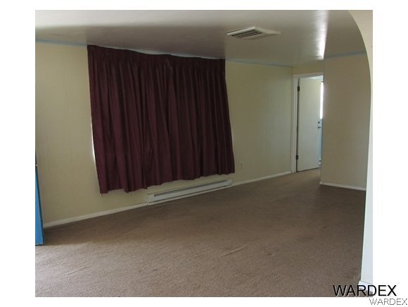 3630 South Elfrida Road Golden Valley, AZ 86413 - Photo 3 of 23 Living Room