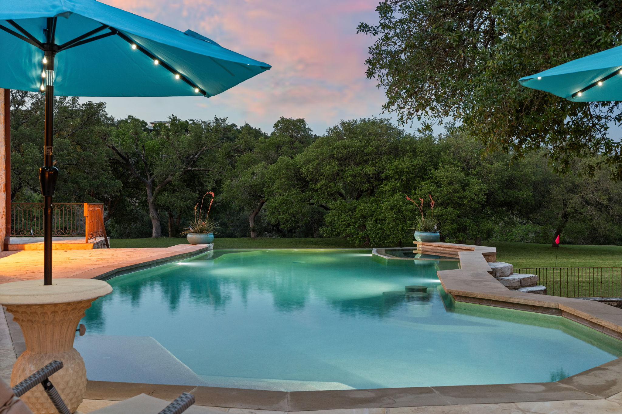 11941 Overlook Pass Austin, TX 78738 - Photo 11 of 38 a view of a garden with a patio