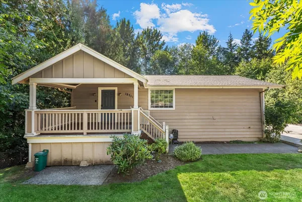 $849,950 | 18711 82nd Avenue Northeast, Kenmore, WA 98028