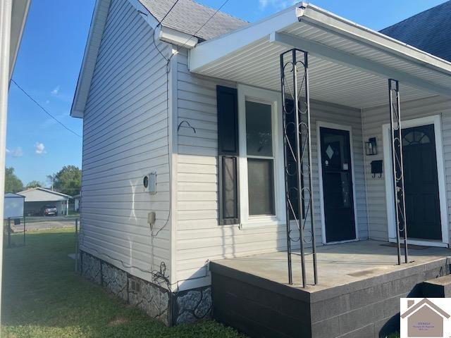 146 Clements Street Paducah, KY 42003 - Photo 2 of 14 Photo 2