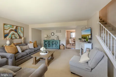 $410,000 | 645 West Wiltshire Drive, Wallingford, PA 19086