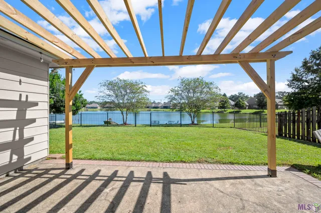 $379,000 | 8293 Quiet Creek Drive, Denham Springs, LA 70726