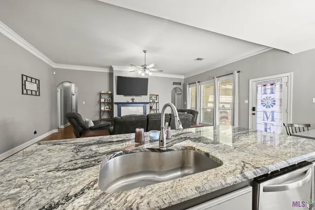 $379,000 | 8293 Quiet Creek Drive, Denham Springs, LA 70726