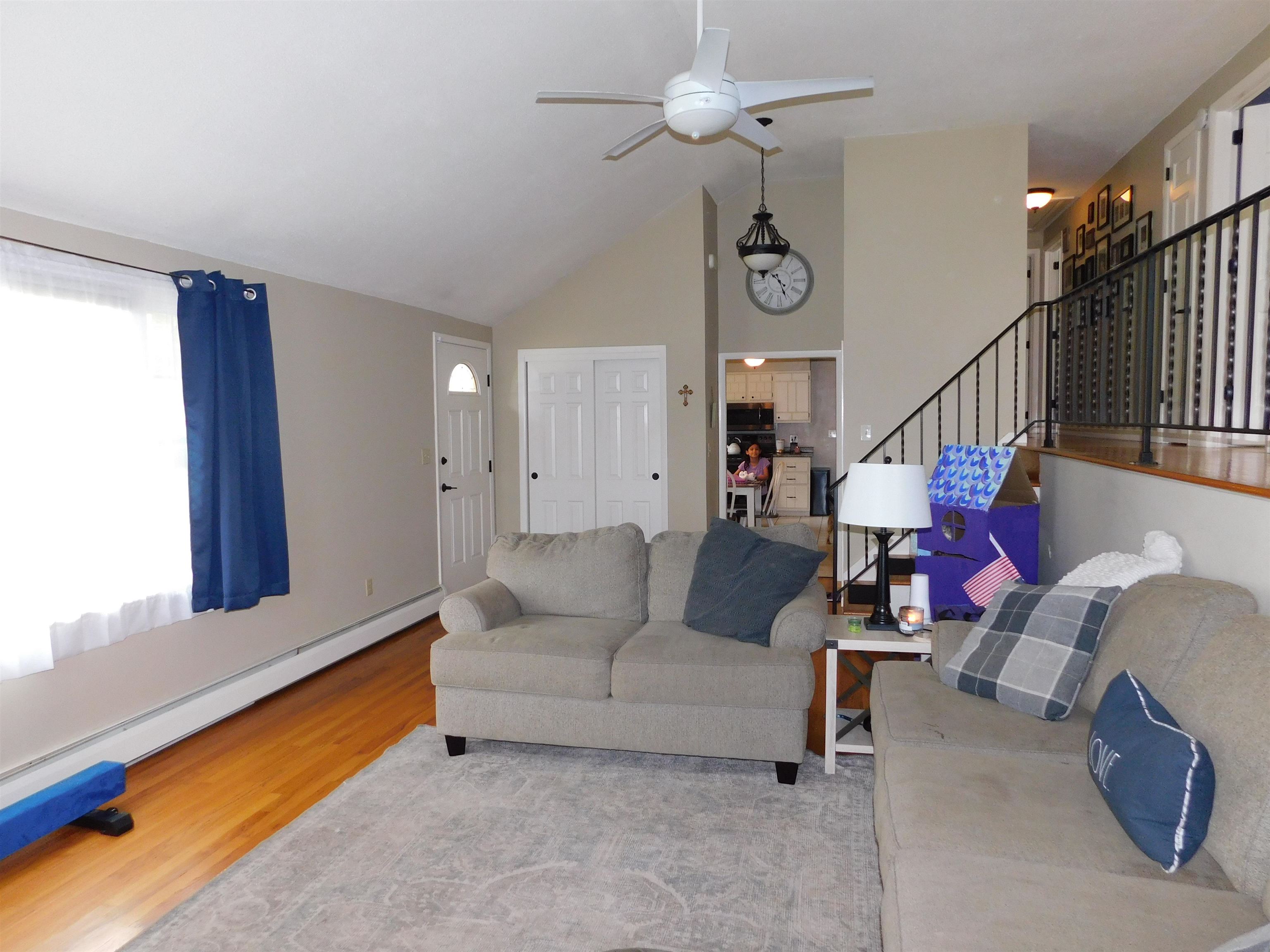 82 Stratton Road Rutland, VT 05701 - Photo 8 of 32