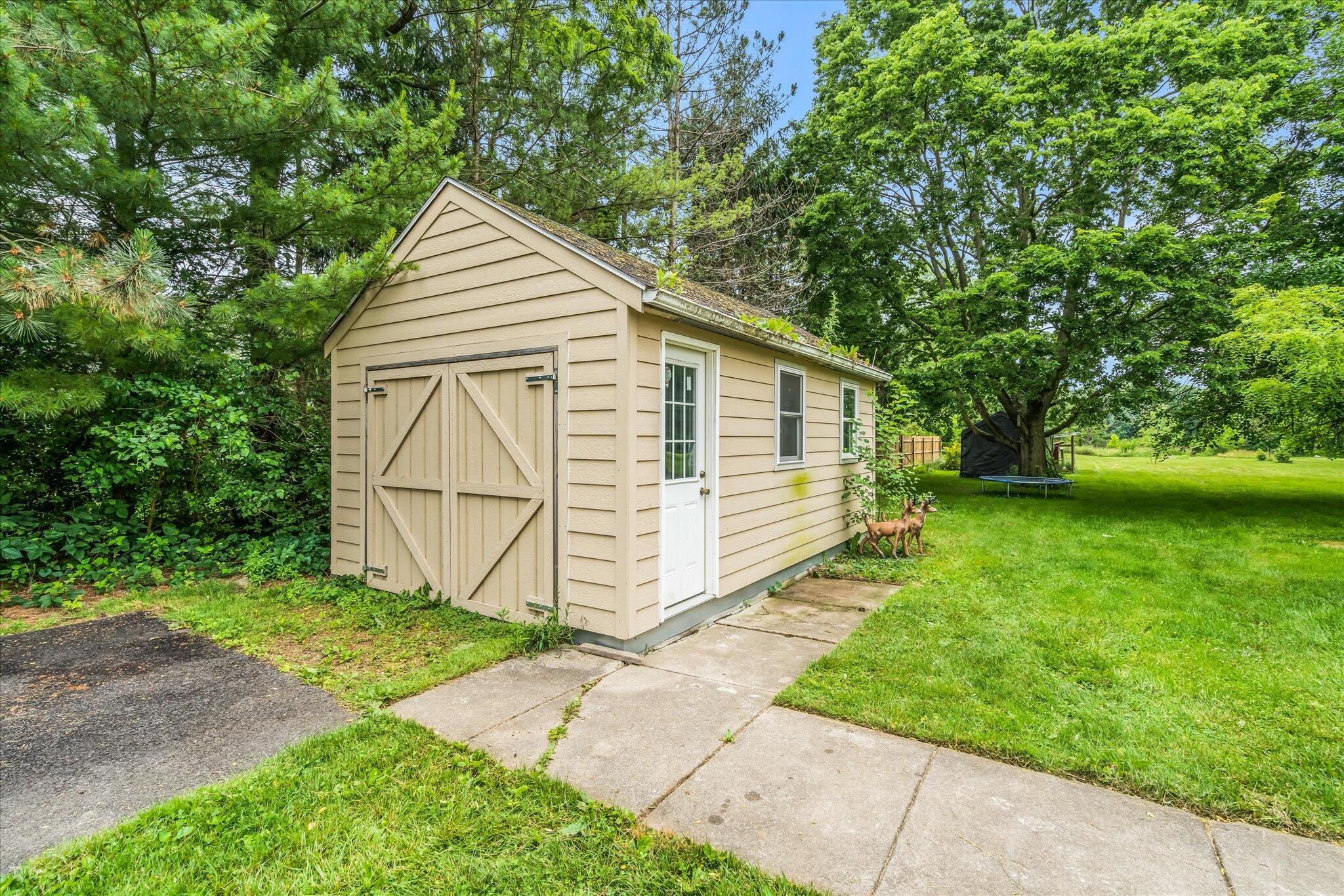7470 Kessler-Frederick Road West Milton, OH 45383 - Photo 33 of 47