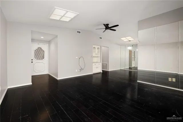 $1,100 | 2811 Ashley Drive, Pharr, TX 78577