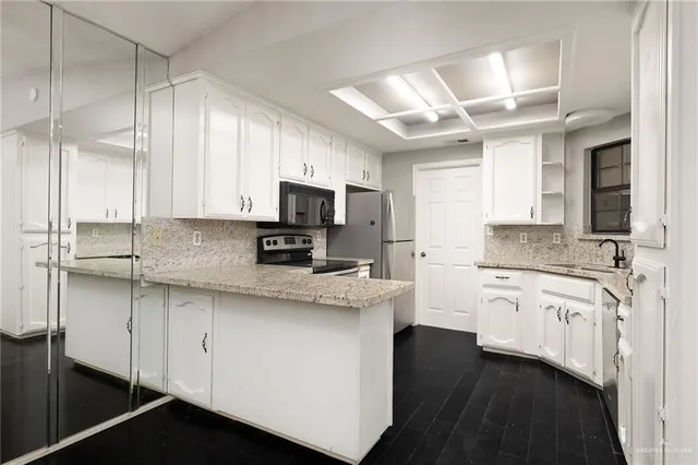 $1,100 | 2811 Ashley Drive, Pharr, TX 78577