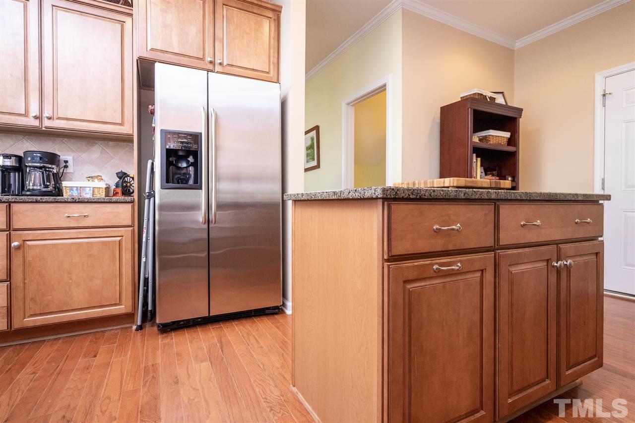 10102 Barnhart Way Raleigh, NC 27617 - Photo 12 of 30 Gallery Image 12