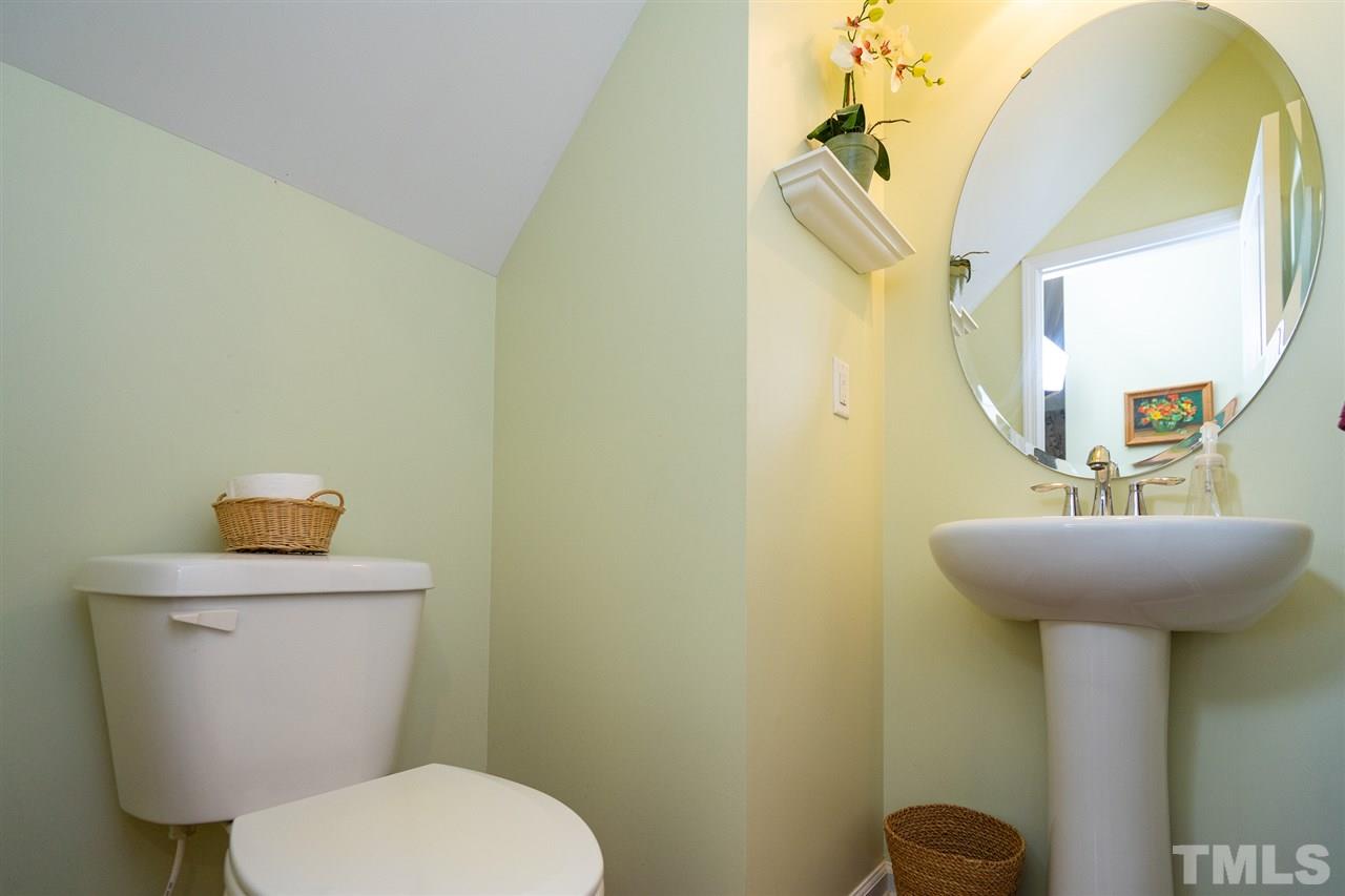 10102 Barnhart Way Raleigh, NC 27617 - Photo 13 of 30 Gallery Image 13