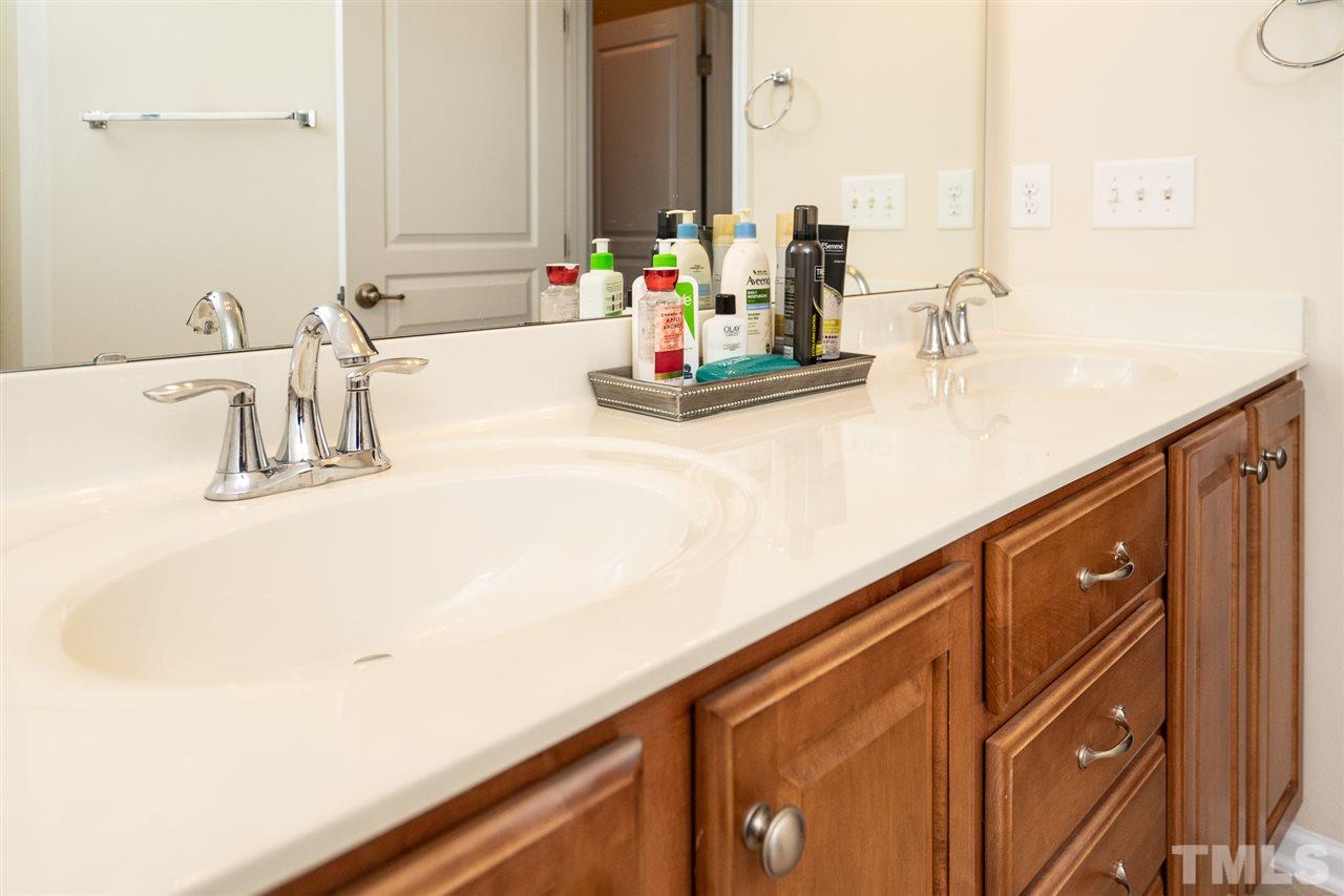 10102 Barnhart Way Raleigh, NC 27617 - Photo 19 of 30 Gallery Image 19
