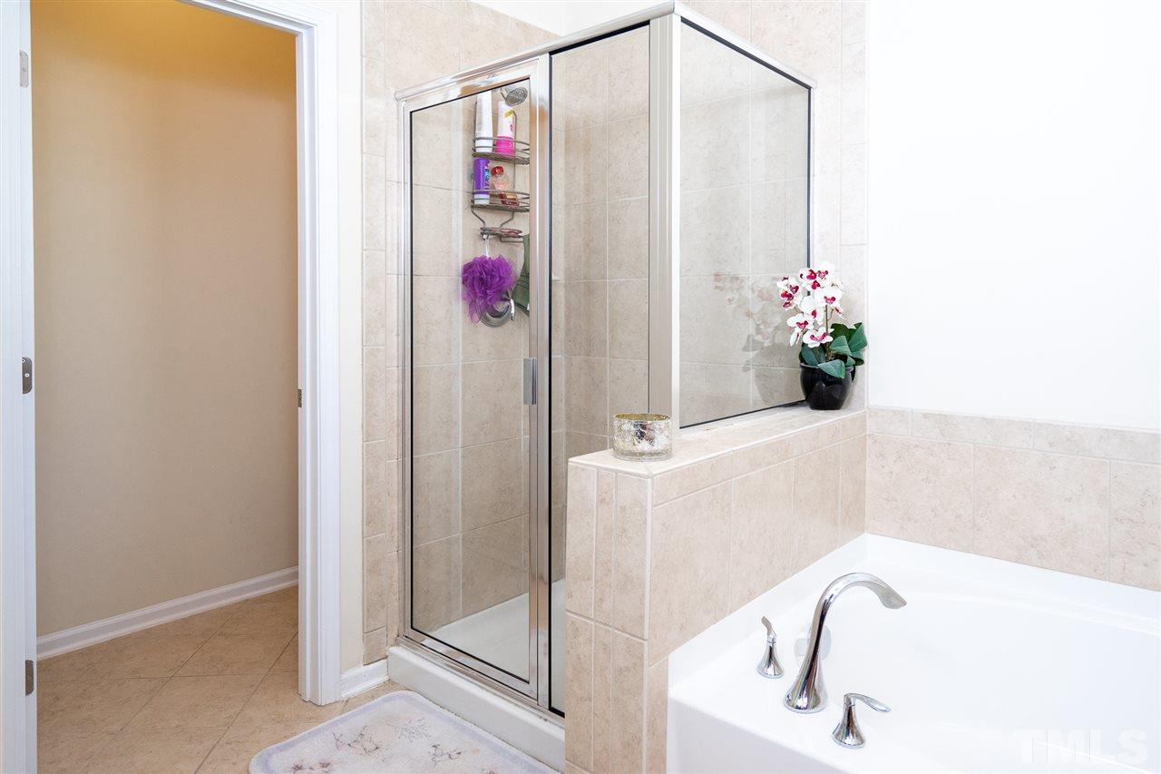 10102 Barnhart Way Raleigh, NC 27617 - Photo 20 of 30 Gallery Image 20