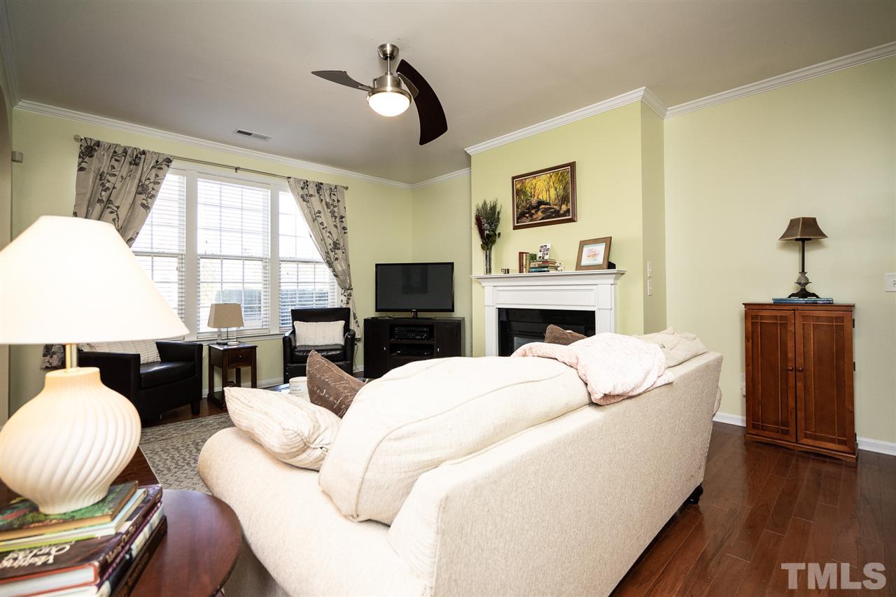 10102 Barnhart Way Raleigh, NC 27617 - Photo 9 of 30 Gallery Image 9