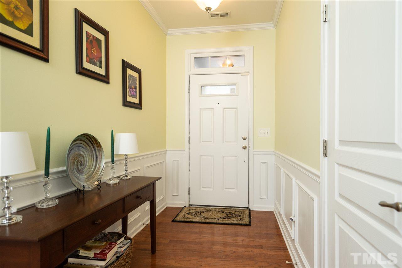 10102 Barnhart Way Raleigh, NC 27617 - Photo 10 of 30 Gallery Image 10