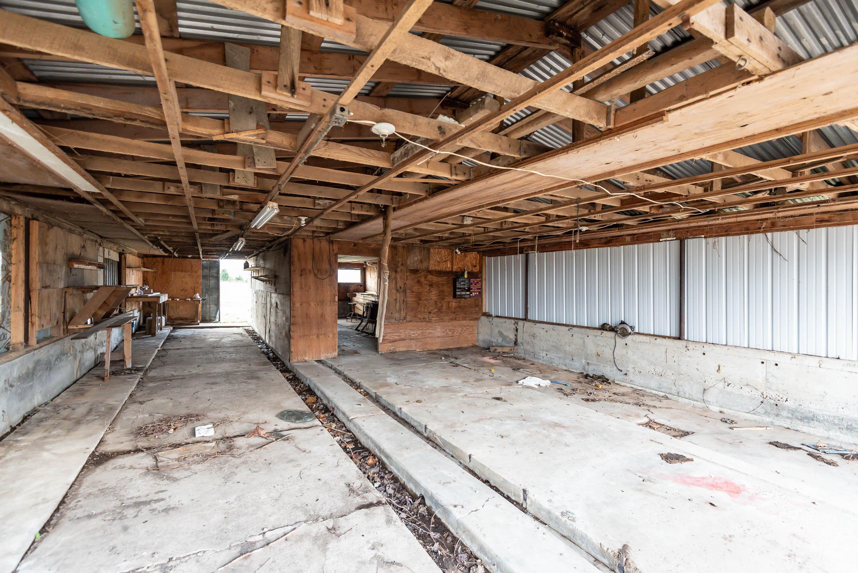 2502 Williams Silverville Road Williams, IN 47470 - Photo 32 of 36