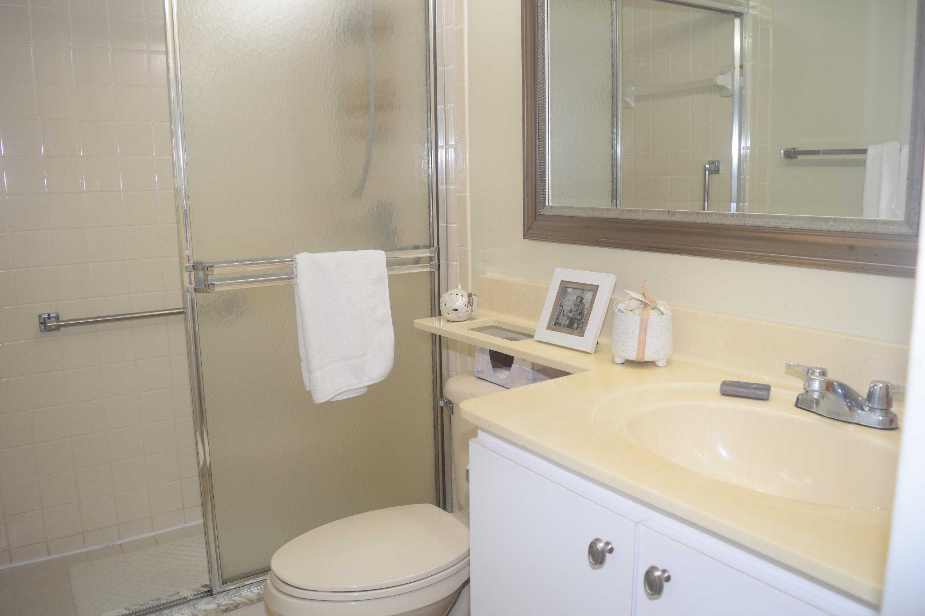 315 Mansfield Drive Boca Raton, FL 33434 - Photo 7 of 17 DSC_0939