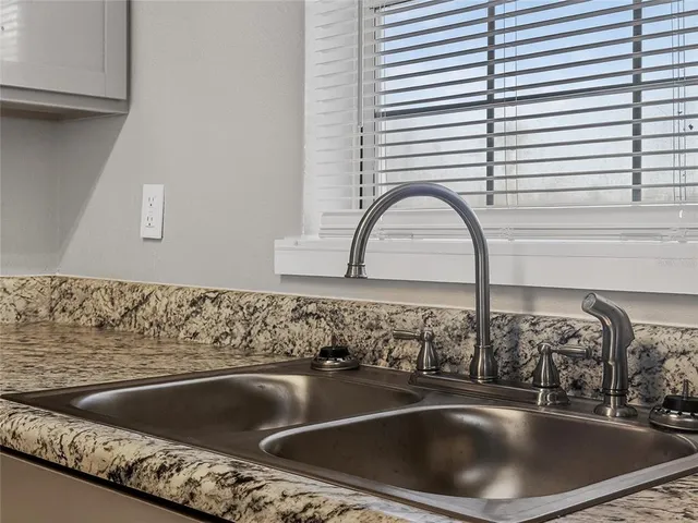 a close view of sink and tap