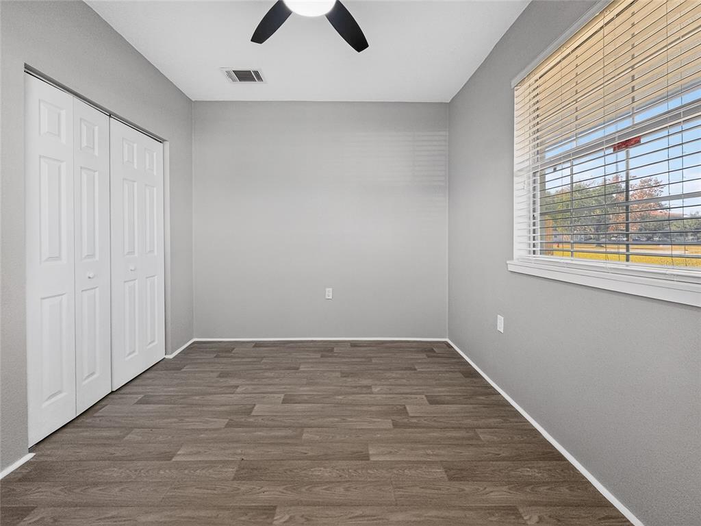 510 North Barrow Avenue Tavares, FL 32778 - Photo 24 of 33 an empty room with windows