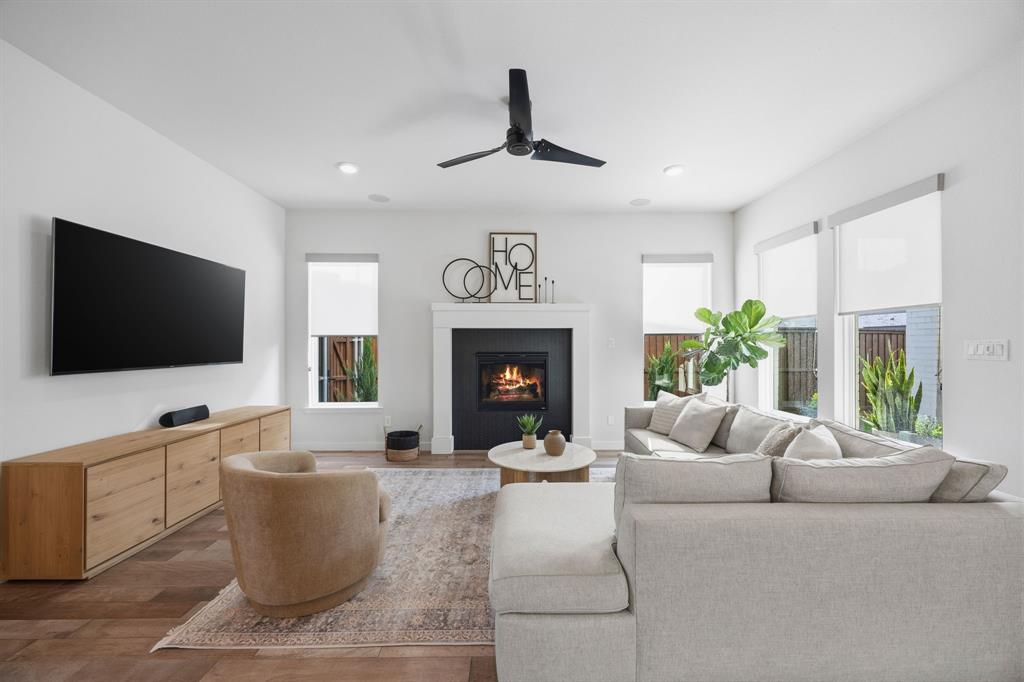 965 Sprangletop Street Allen, TX 75013 - Photo 5 of 36