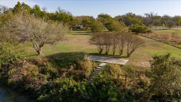 $299,000 | 100 Arlene Lane, Martindale, TX 78655