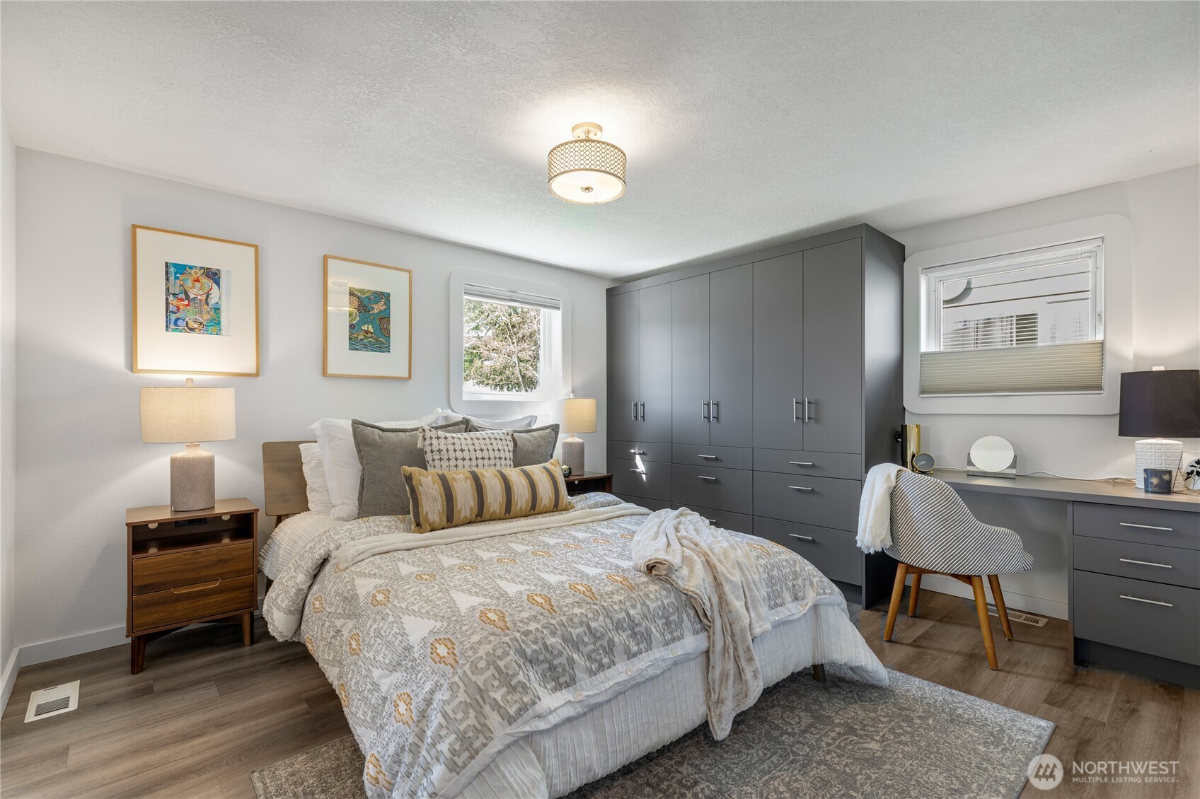 9240 30th Avenue Southwest Seattle, WA 98126 - Photo 13 of 31