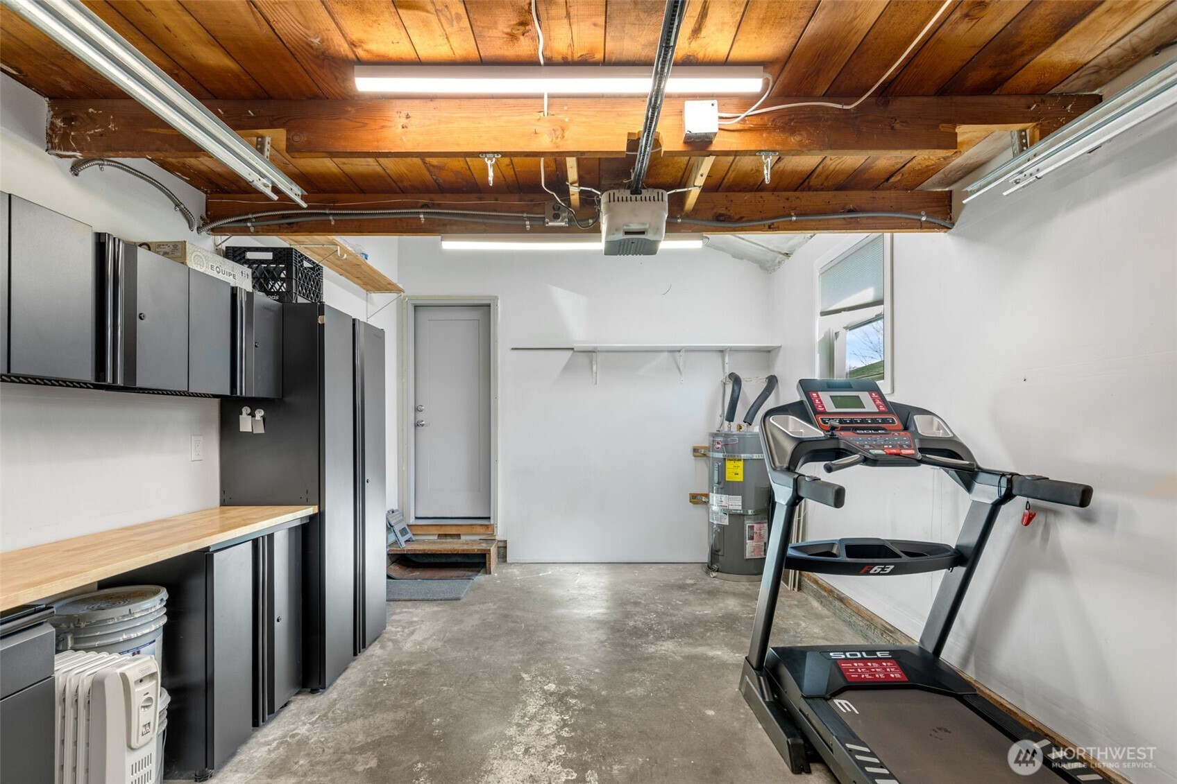 9240 30th Avenue Southwest Seattle, WA 98126 - Photo 23 of 31