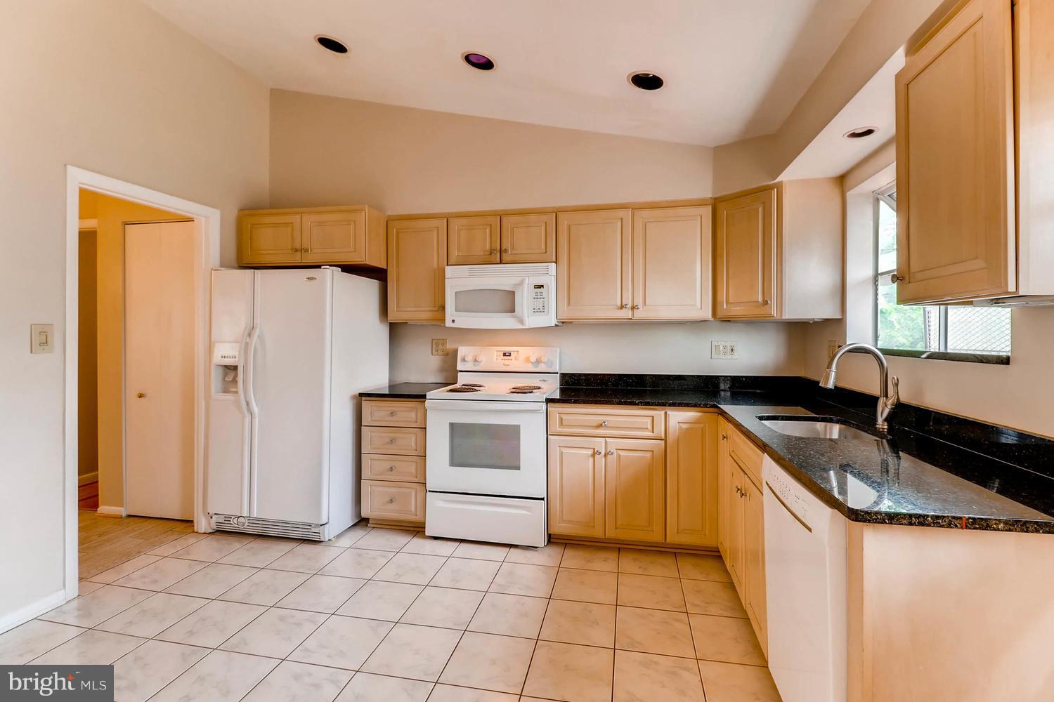 7439 Ricksway Road Baltimore, MD 21208 - Photo 4 of 20 Kitchen