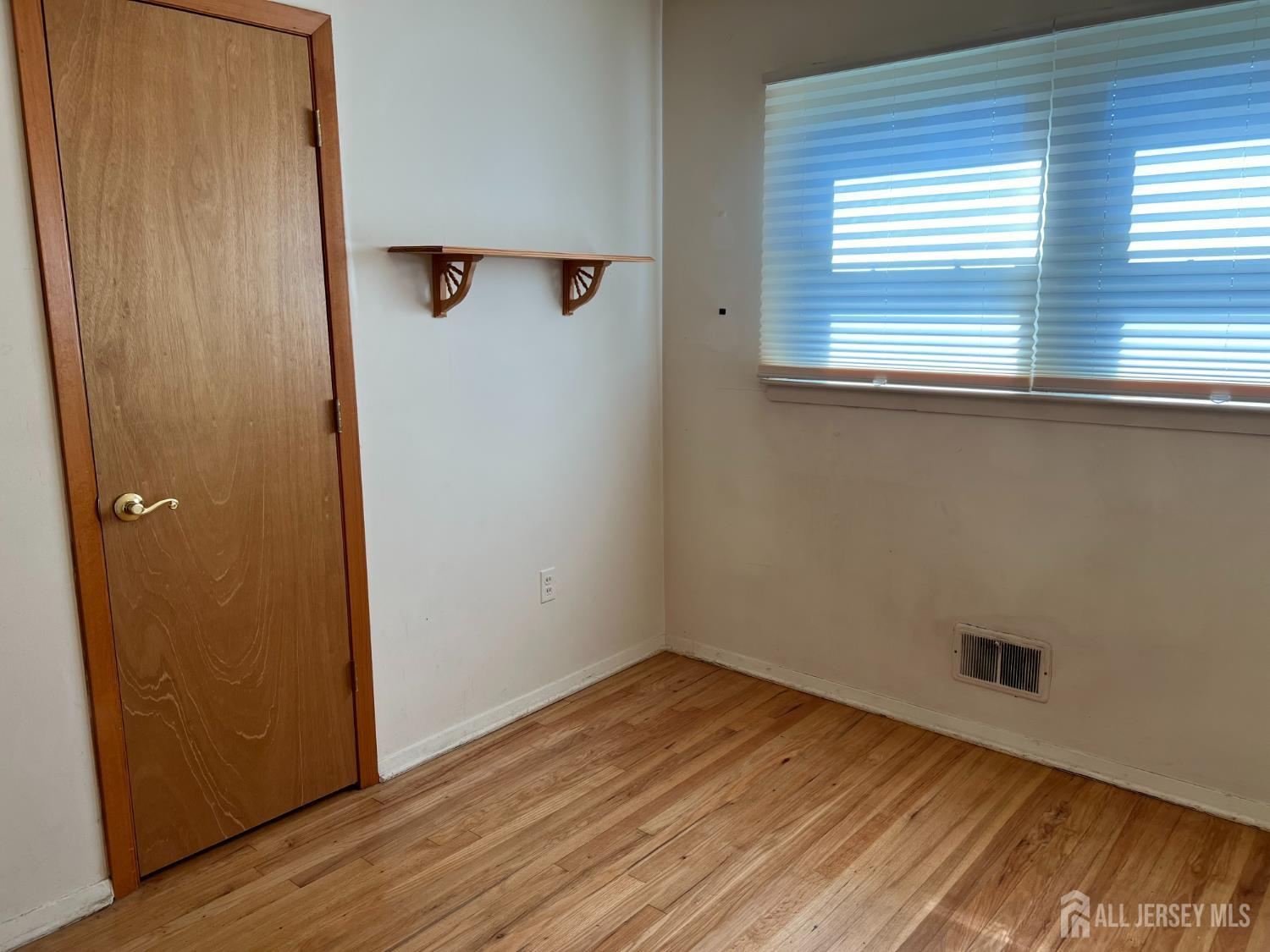 31 Mercer Road Old Bridge, NJ 08857 - Photo 11 of 16 Gallery Image 11