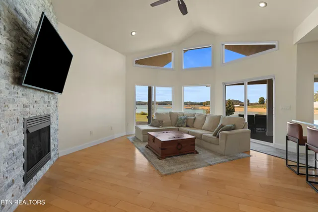 $1,790,000 | 2225 Ted Moore Road, Dandridge, TN 37725