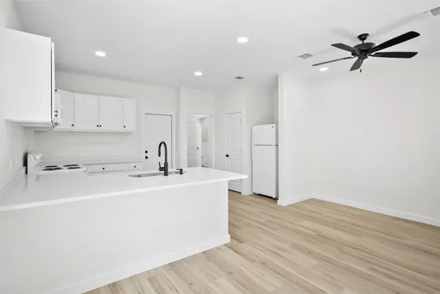 $1,850 | 1105 East Main Street, Unit B, Brenham, TX 77833