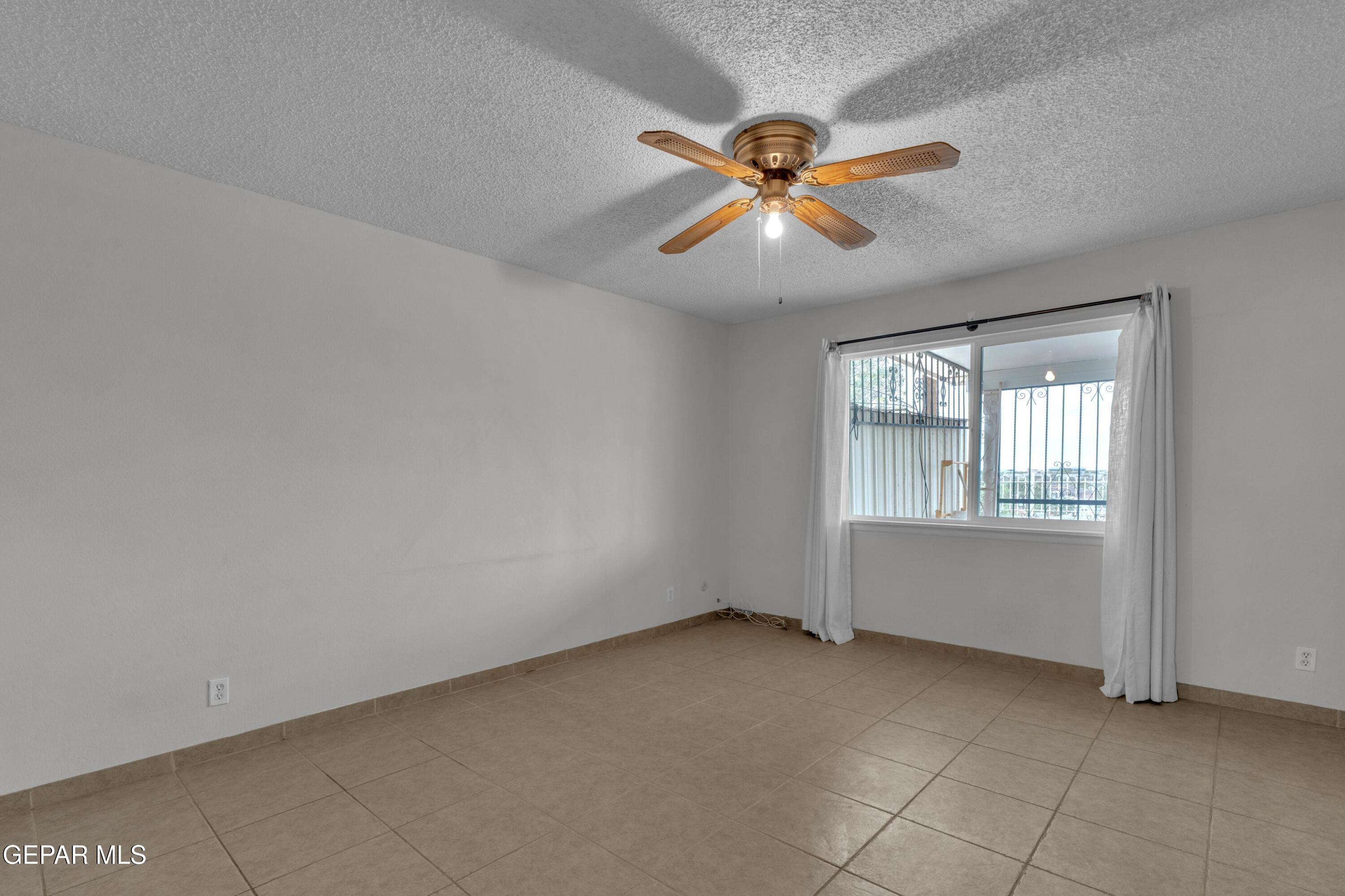 337 Clairemont Road El Paso, TX 79912 - Photo 38 of 45 2 (34)