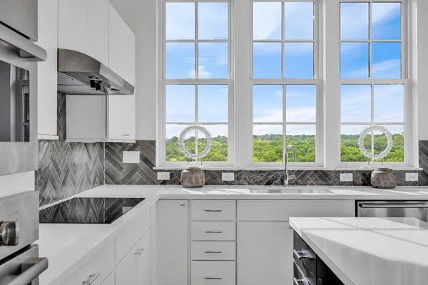 $575,000 | 281 Pullman Court, Round Rock, TX 78664