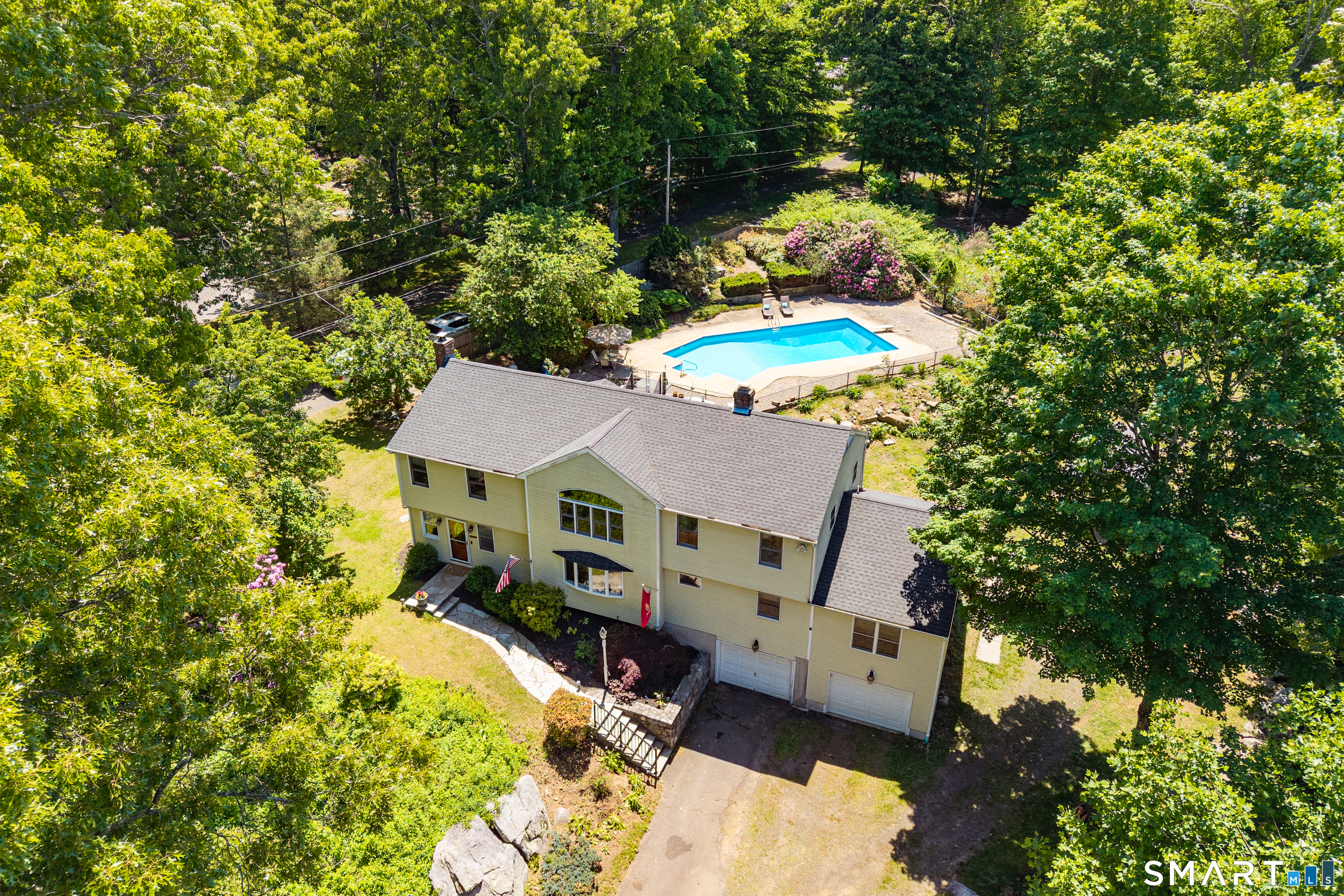 238 Scotland Road Madison, CT 06443 - Photo 3 of 40