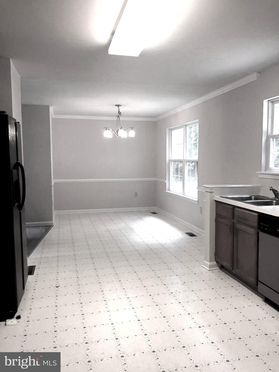 6940 Old Courthouse Road Spotsylvania, VA 22551 - Photo 7 of 24 Kitchen