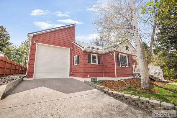 $625,000 | 528 10th Street, Idaho Falls, ID 83404
