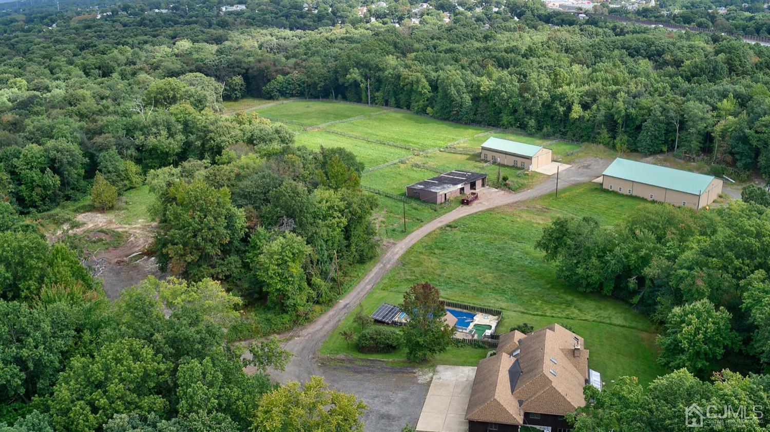 100 Dutch Road East Brunswick, NJ 08816 - Photo 1 of 38 Gallery Image 1
