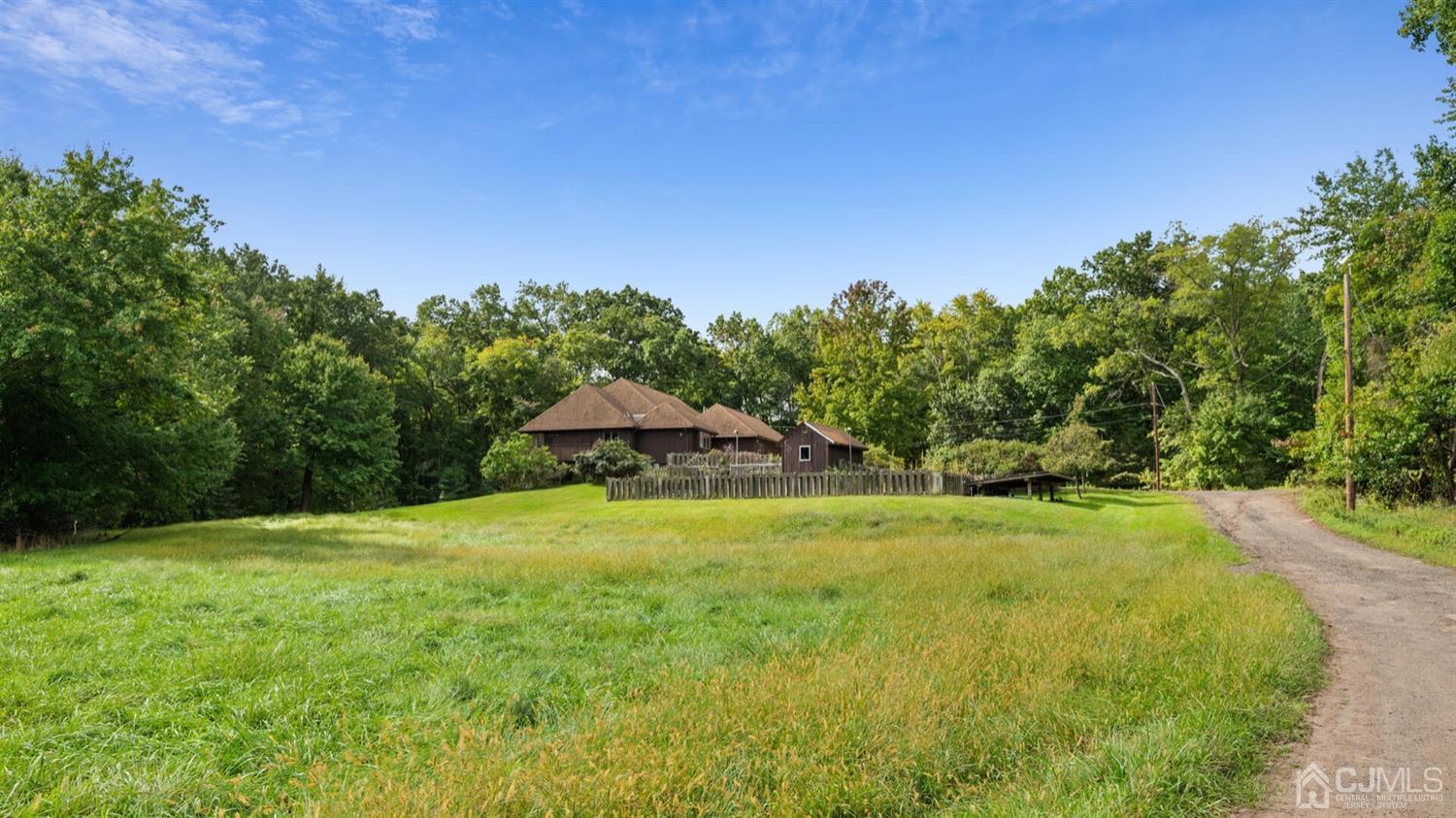 100 Dutch Road East Brunswick, NJ 08816 - Photo 17 of 38 Gallery Image 17