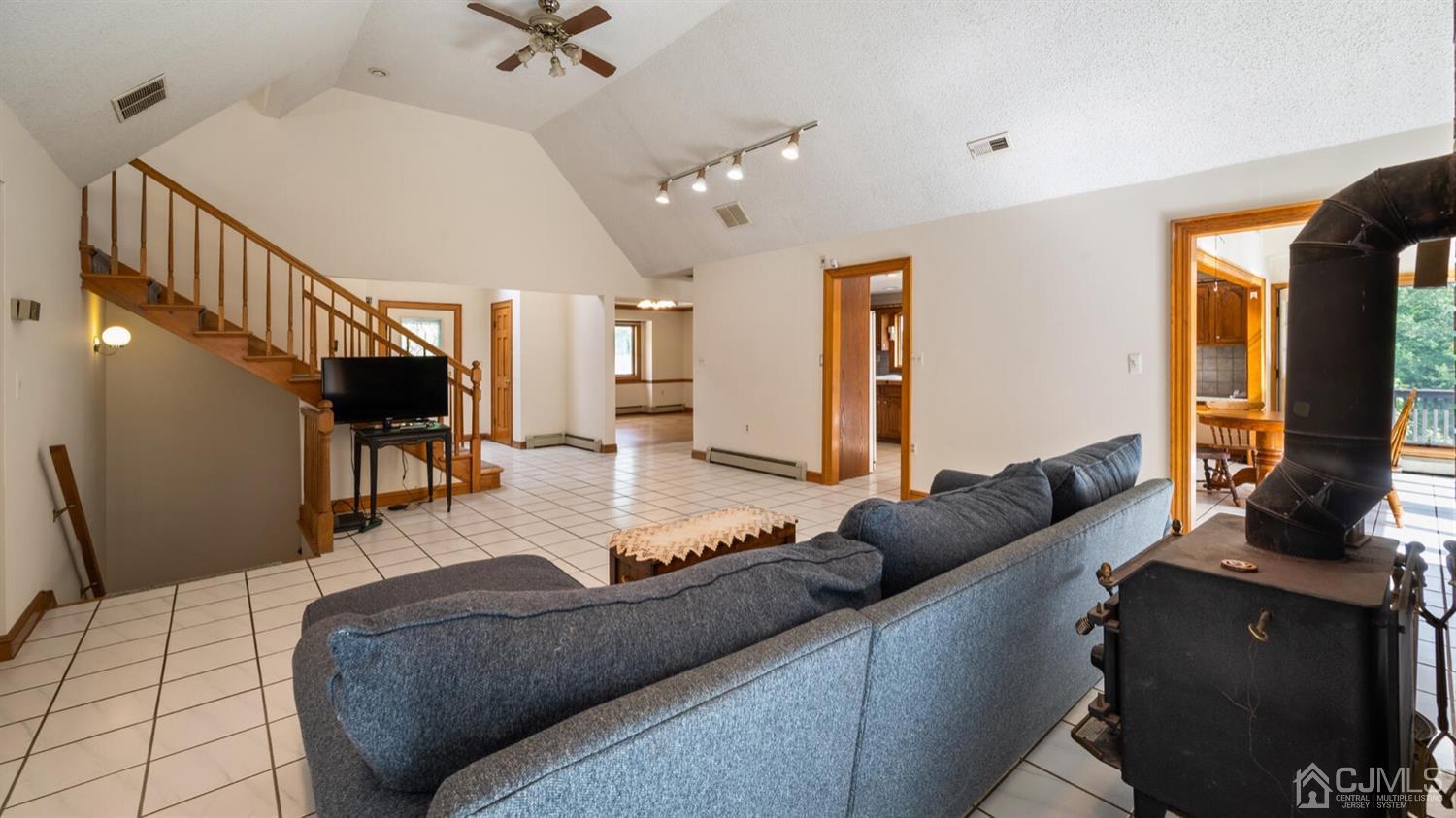 100 Dutch Road East Brunswick, NJ 08816 - Photo 22 of 38 Gallery Image 22