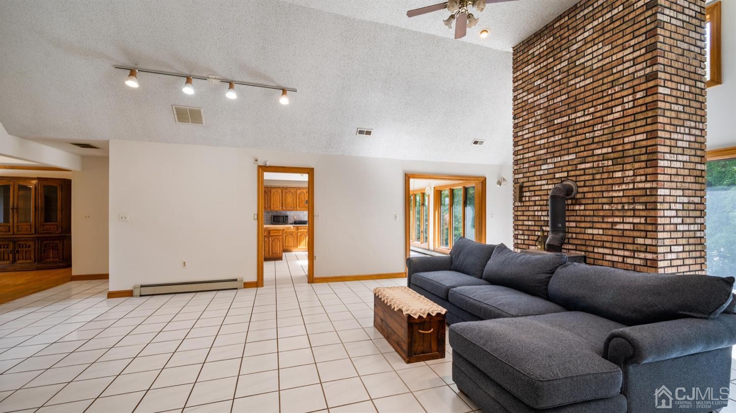 100 Dutch Road East Brunswick, NJ 08816 - Photo 23 of 38 Gallery Image 23