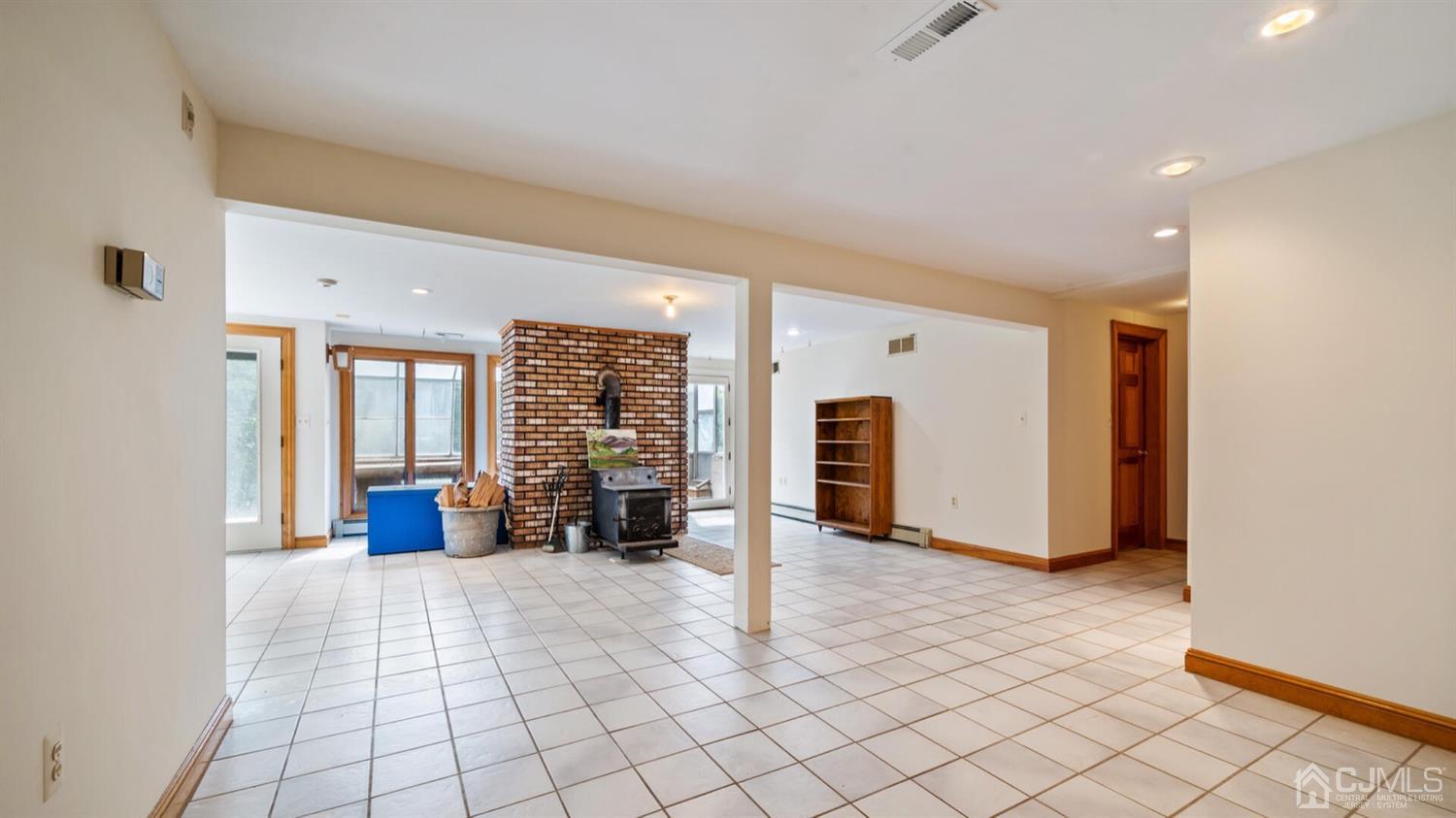 100 Dutch Road East Brunswick, NJ 08816 - Photo 24 of 38 Gallery Image 24