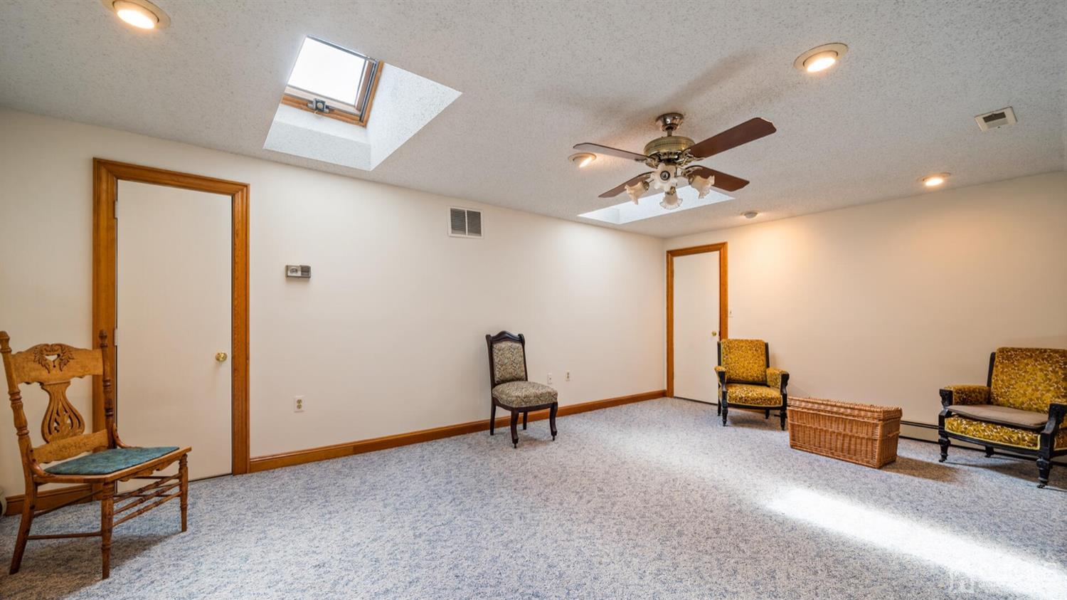 100 Dutch Road East Brunswick, NJ 08816 - Photo 36 of 38 Gallery Image 36