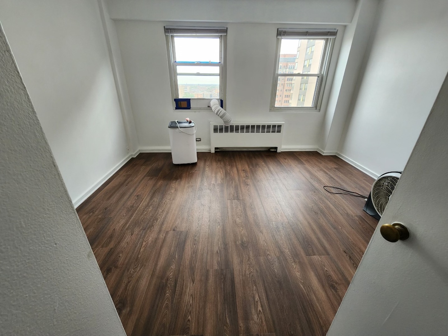 2909 North Sheridan Road, Unit 1405 Chicago, IL 60657 - Photo 6 of 13