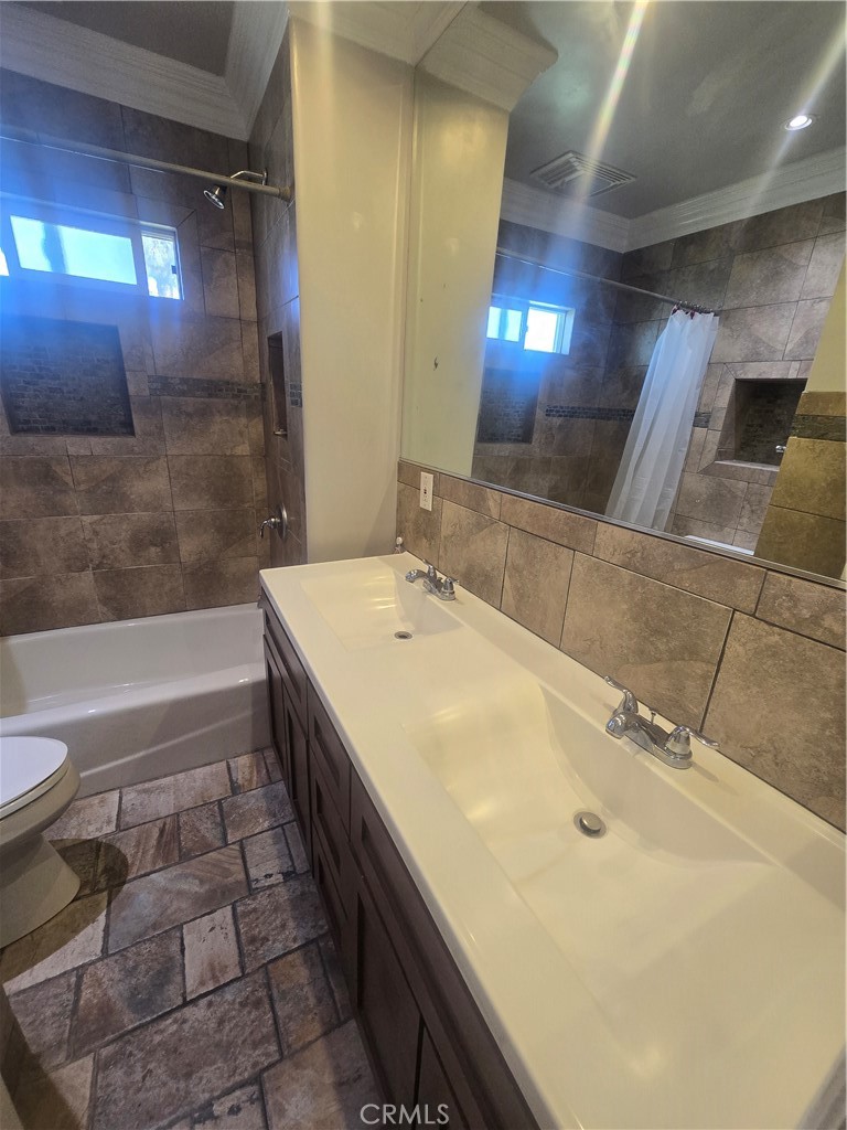 9502 Schooling Road Pico Rivera, CA 90660 - Photo 13 of 31