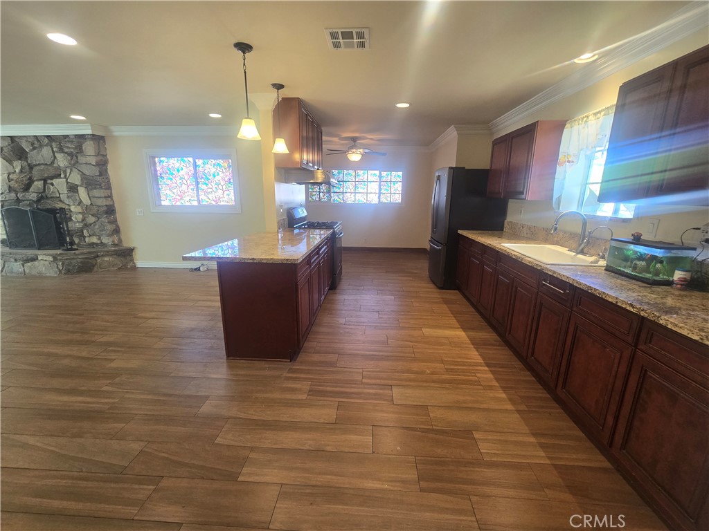 9502 Schooling Road Pico Rivera, CA 90660 - Photo 5 of 31