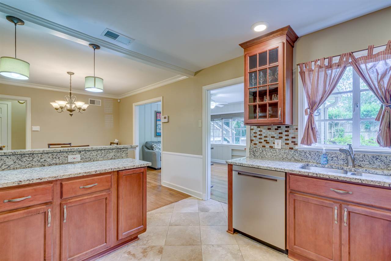 1066 Marcia Road Memphis, TN 38117 - Photo 13 of 25