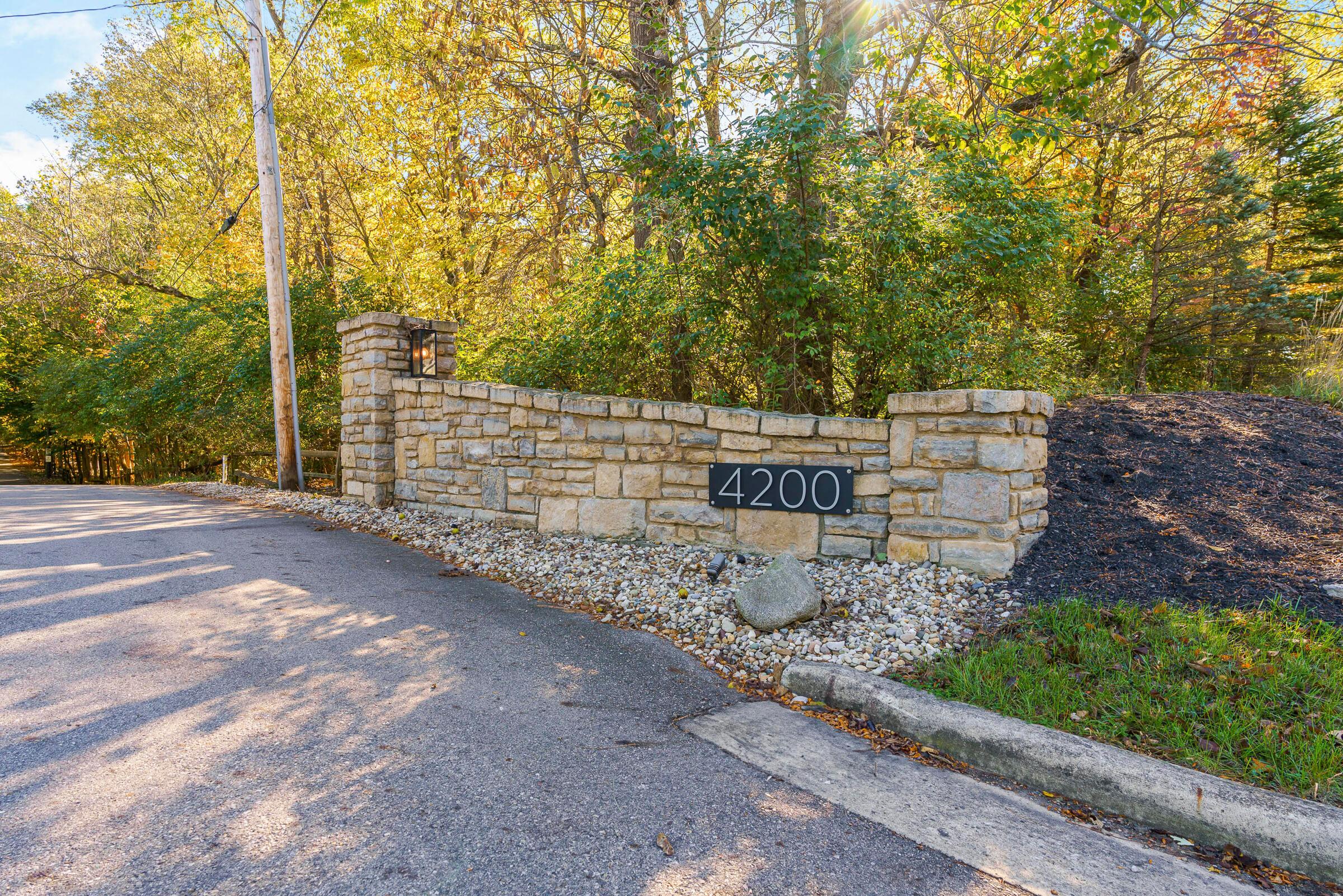 4200 Dublin Road, Unit LOT 8 Columbus, OH 43221 - Photo 40 of 46 4200 Dublin Rd Entrance