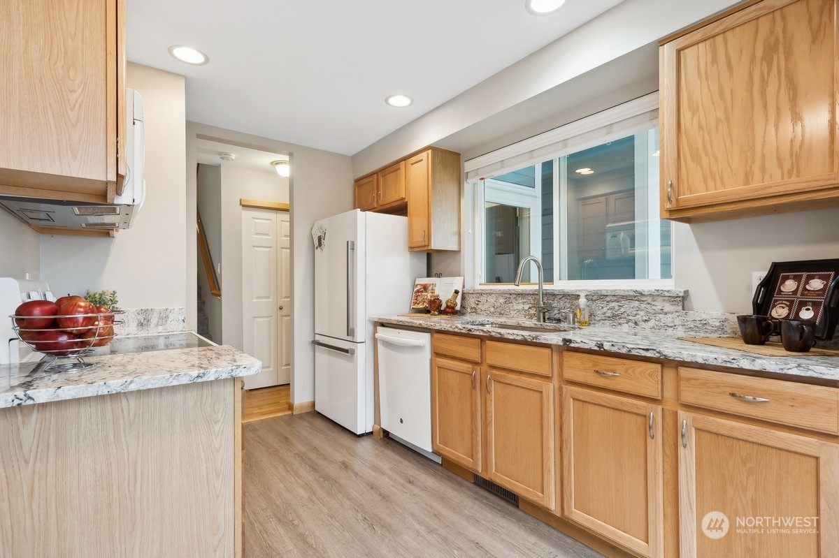 2201 192nd Street Southeast, Unit B1 Bothell, WA 98012 - Photo 8 of 25 Gallery Image 8