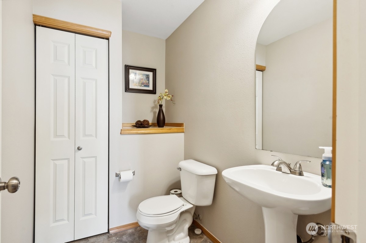 2201 192nd Street Southeast, Unit B1 Bothell, WA 98012 - Photo 9 of 25 Gallery Image 9